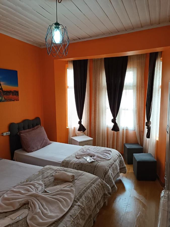 Taksim Gold Hotel Istanboel Buitenkant foto