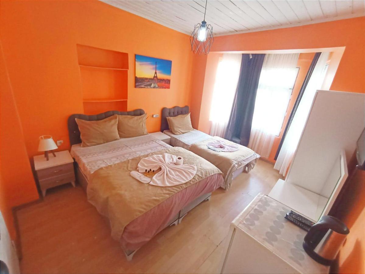 Taksim Gold Hotel Istanboel Buitenkant foto
