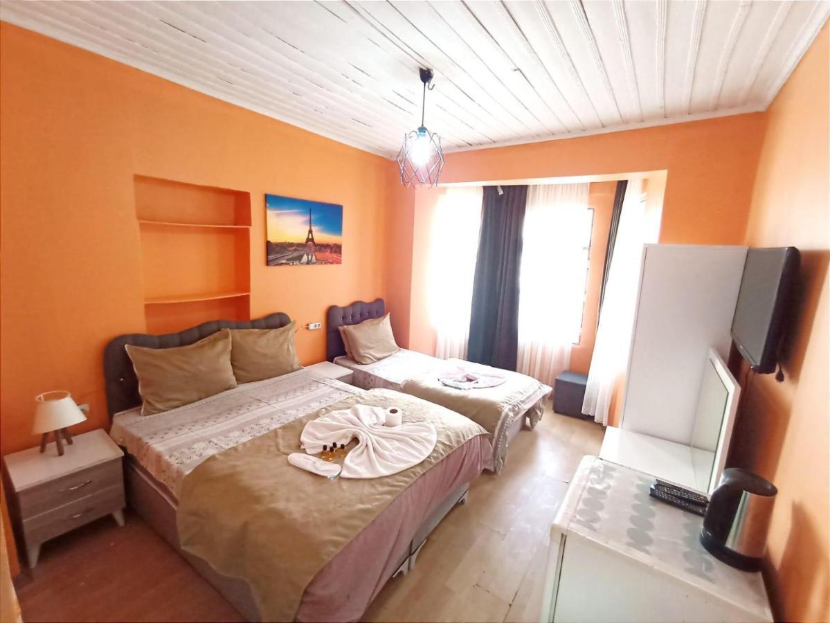 Taksim Gold Hotel Istanboel Buitenkant foto
